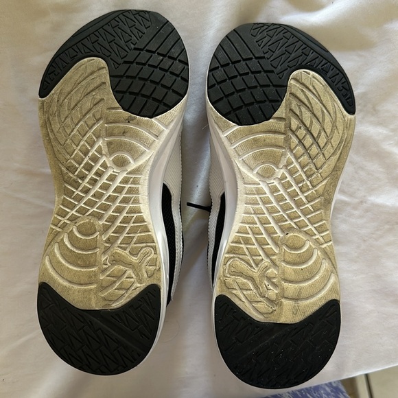 Puma - Picture 5 of 10